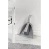 Kép 2/2 - York szemeteslapát gumi éllel és kefe szett 23,8x10,3x33 cm méretben, Loft kivitel, elegáns és praktikus tisztítószett