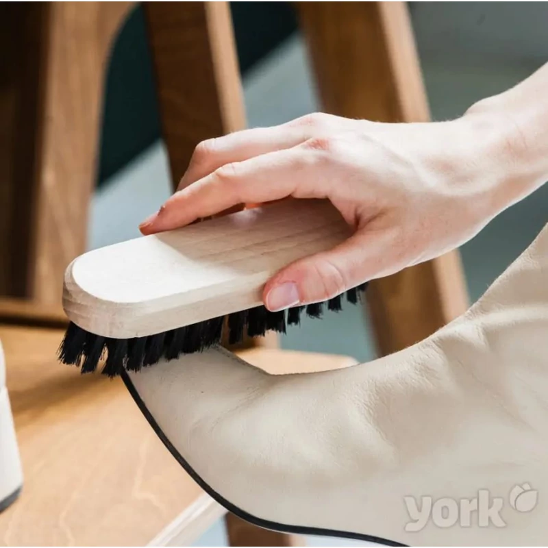 York cipőtisztító kefe fából – 16x4,5x5,0 cm, optimális merevségű sörtékkel cipők tisztításához-2